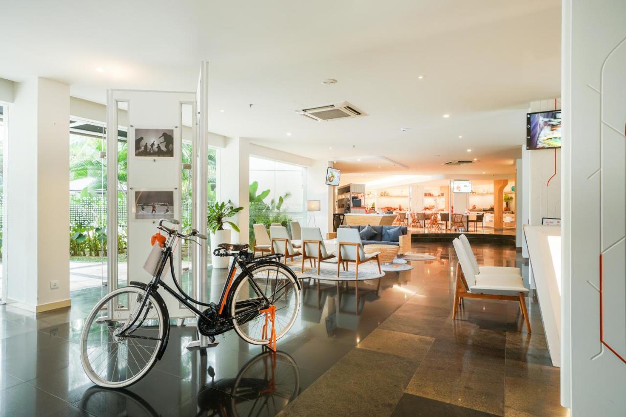 Harris Resort Batam Waterfront Sekupang Ngoại thất bức ảnh